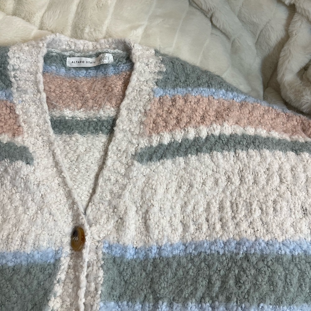 Altar’d State L Fuzzy Soft Oversized Pastel Button Cardigan School Preppy Crop